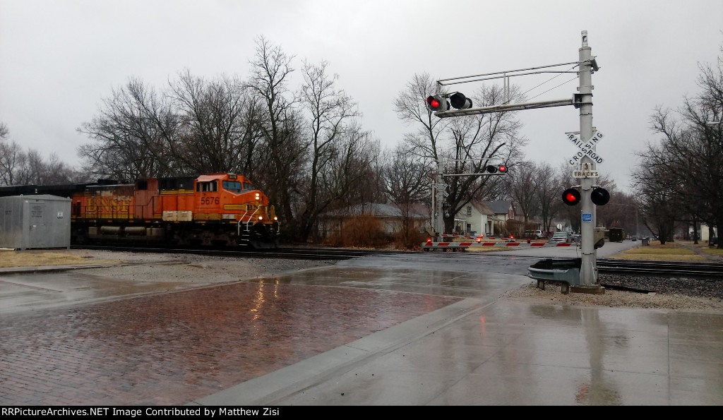 BNSF 5676